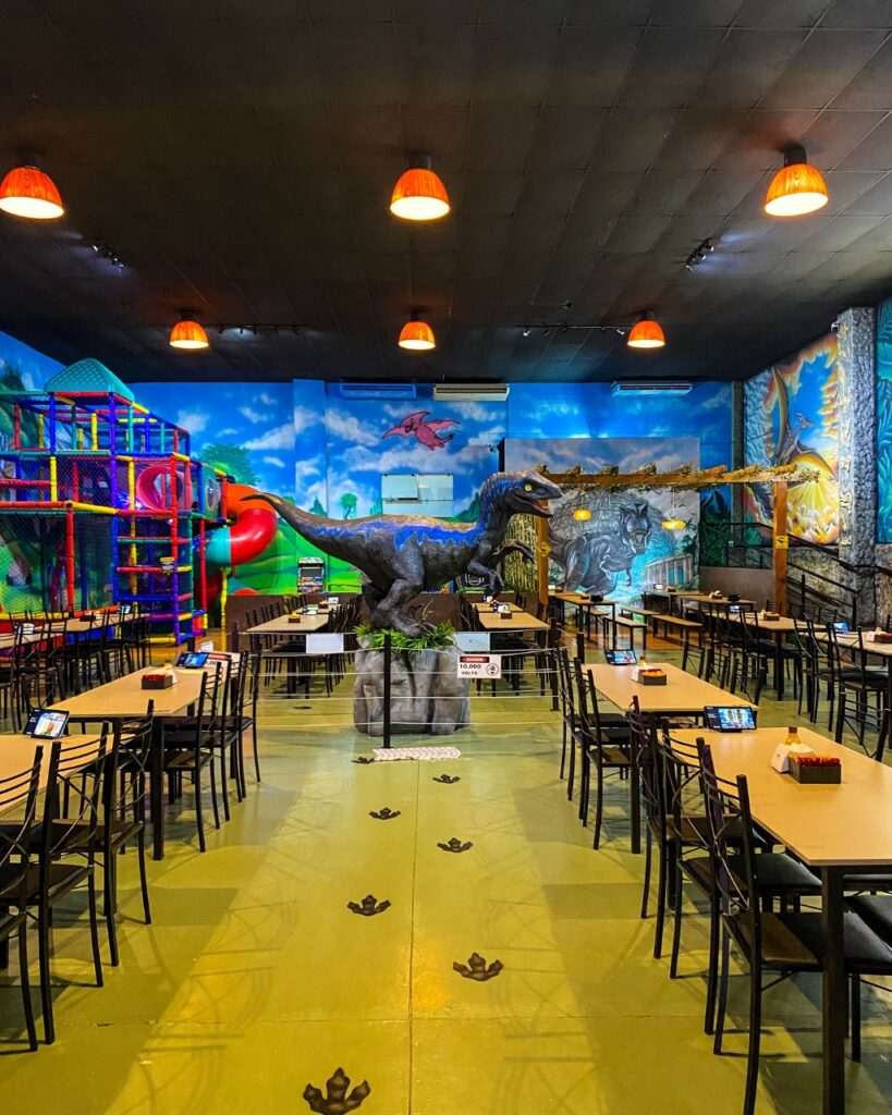 Grand Jurassic - Hamburgueria temática de dinossauros
